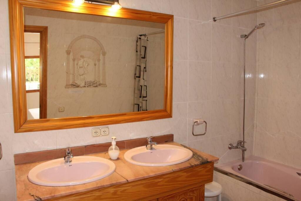 Villa Alomar Crestatx Bagian luar foto